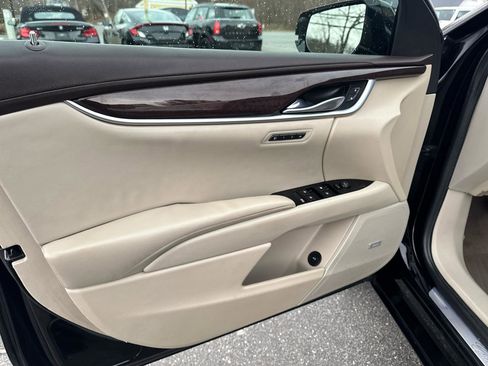 Used 2015 Cadillac XTS Luxury w/ Driver Awareness Package image 15