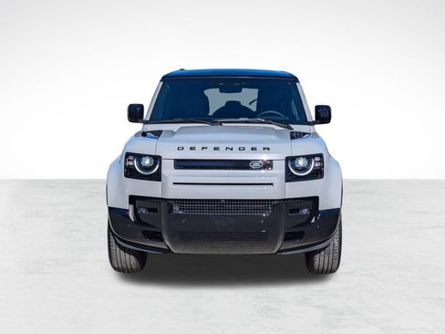 Used 2026 Land Rover Defender 110 X-Dynamic SE AWD/4WD image 6