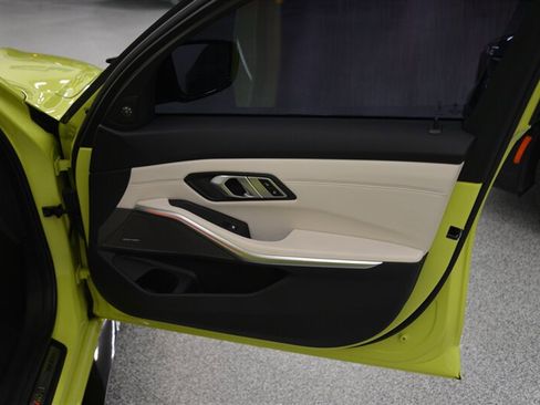 Used 2023 BMW M3 Competition image 40