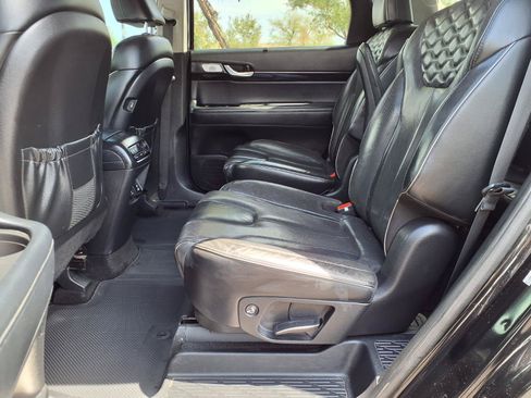 Used 2021 Hyundai Palisade Limited AWD/4WD image 18