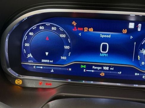 Used 2023 Chevrolet Tahoe High Country image 14