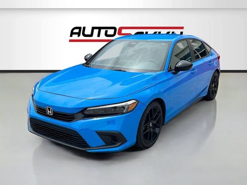 Used 2024 Honda Civic Sport image 3
