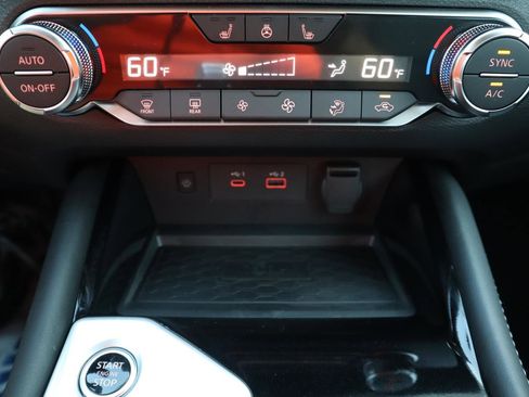 Used 2025 Nissan Altima 2.5 SL image 32