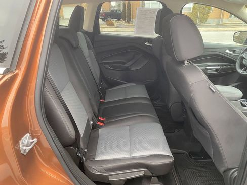Used 2017 Ford Escape SE image 26