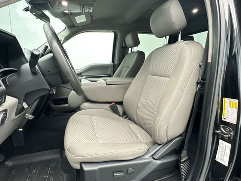 Used 2020 Ford F250 XLT w/ XLT Premium Package image 5