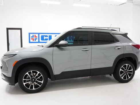 Used 2026 Chevrolet TrailBlazer LT w/ LT Cold Weather Package image 10