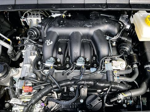 New 2026 Nissan Pathfinder SL FWD image 17