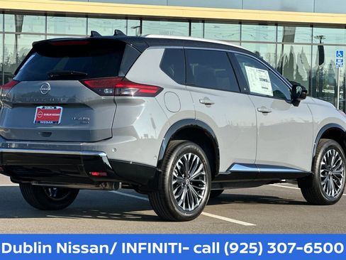 New 2026 Nissan Rogue Platinum w/ Tech Package AWD/4WD image 4