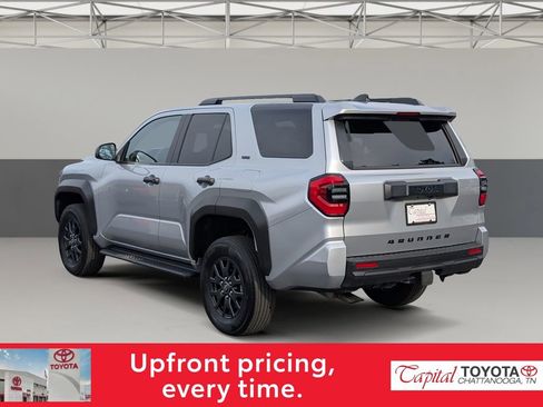 Used 2025 Toyota 4Runner SR5 image 5