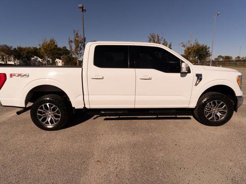 Used 2021 Ford F150 Lariat w/ Equipment Group 501A Mid image 2