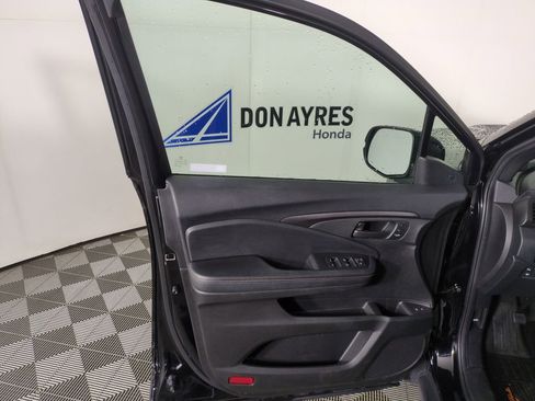 Certified 2022 Honda Passport TrailSport image 14