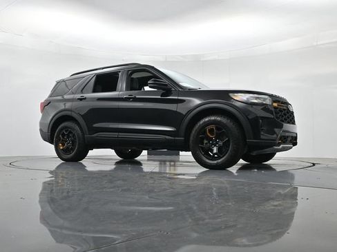 Used 2026 Ford Explorer Tremor w/ Tremor Ultimate Package AWD/4WD image 37