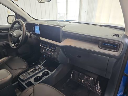 Used 2025 Ford Maverick Lobo AWD/4WD image 52