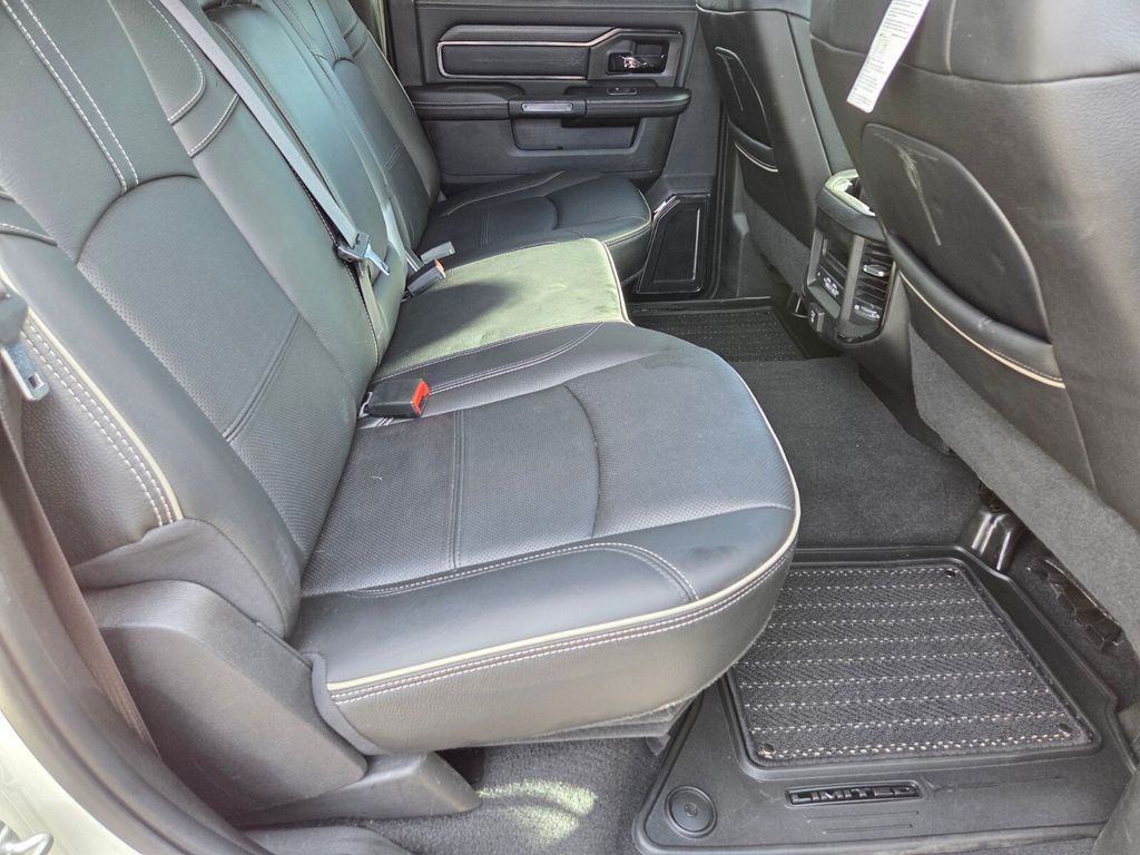 Used 2022 RAM 3500 Limited AWD/4WD image 18