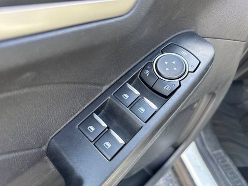 Used 2022 Ford Escape SE w/ SE Sport Appearance Package AWD/4WD image 12