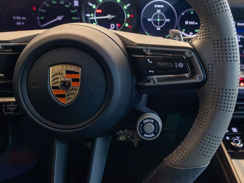 Used 2025 Porsche 911 Turbo S AWD/4WD image 43
