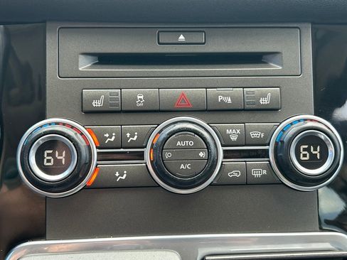 Used 2011 Land Rover Range Rover Sport Supercharged image 16