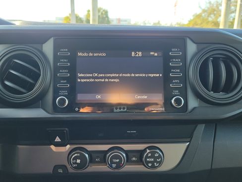 Used 2020 Toyota Tacoma SR w/ SR Convenience Package RWD image 26