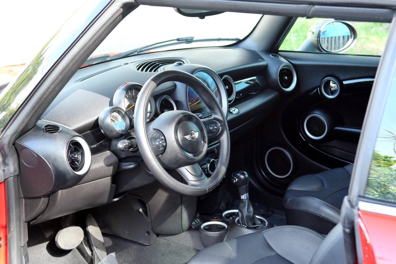 Used 2015 MINI Cooper Convertible w/ Sport Package FWD image 19