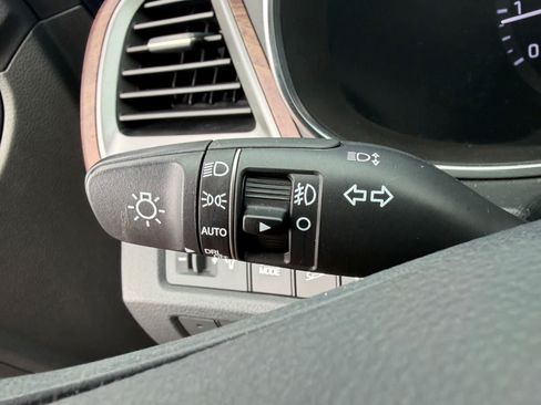 Used 2018 Hyundai Santa Fe Sport 2.0T FWD image 28