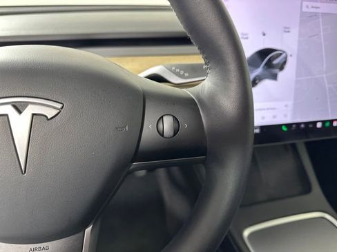 Used 2021 Tesla Model 3 Long Range image 16