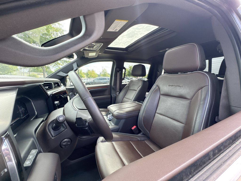 Used 2023 GMC Sierra 1500 Denali w/ Denali Reserve Package AWD/4WD image 10
