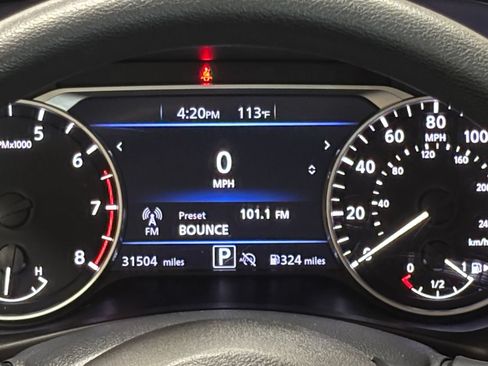 Used 2025 Nissan Sentra SV FWD image 38