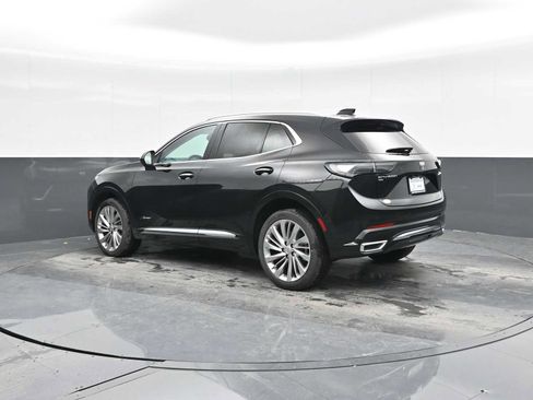 New 2025 Buick Envision Avenir image 2