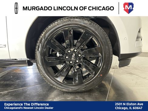 Used 2024 Lincoln Navigator Reserve AWD/4WD image 42