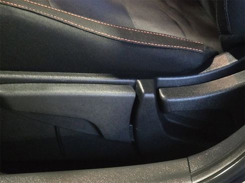 Used 2025 Nissan Sentra SR image 18