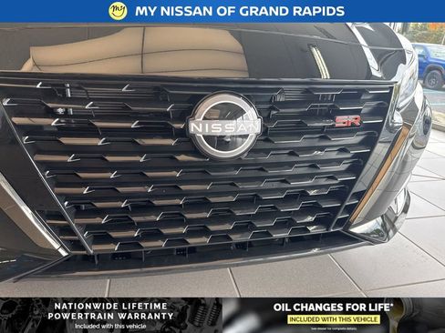 New 2025 Nissan Altima 2.5 SR image 25