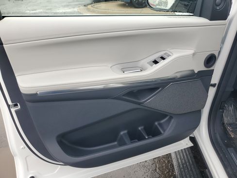 New 2026 Lincoln Navigator Reserve image 8