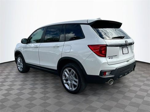 Used 2024 Honda Passport EX-L image 5