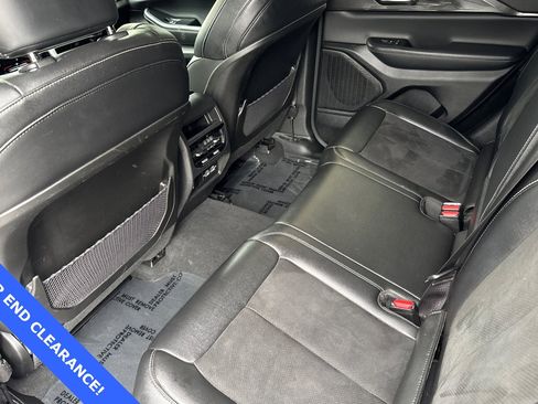 Used 2023 Jeep Grand Cherokee Altitude image 13