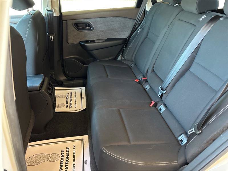 Used 2023 Nissan Rogue S FWD image 26