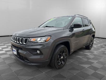 Used 2024 Jeep Compass Latitude w/ Convenience Group