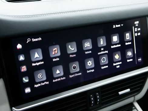 Certified 2023 Porsche Cayenne GTS image 15