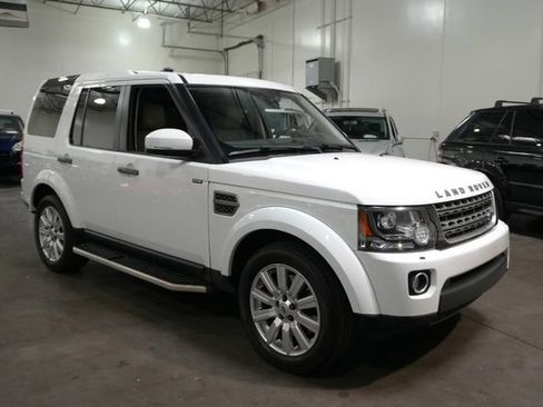 Used 2016 Land Rover LR4 HSE AWD/4WD image 4