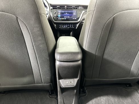 Used 2022 Chevrolet Bolt EUV LT w/ Comfort Package image 58