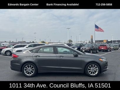 Used 2017 Ford Fusion SE