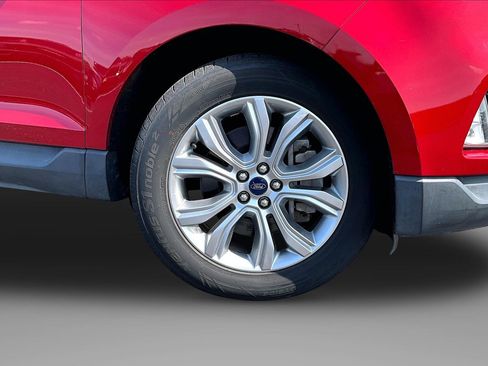 Used 2021 Ford Edge Titanium w/ Cargo Accessory Package AWD/4WD image 9