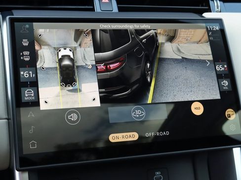 Certified 2025 Land Rover Discovery Sport S image 26