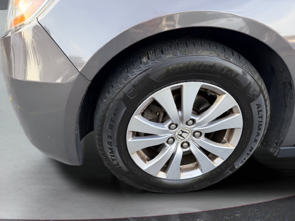 Used 2016 Honda Odyssey SE image 9