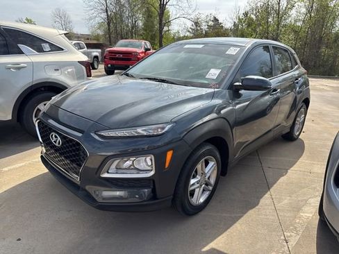 Used 2021 Hyundai Kona SE w/ Cargo Package image 1