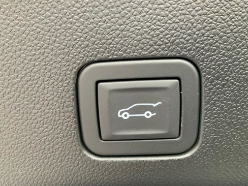 New 2026 Chevrolet Suburban LT AWD/4WD image 32