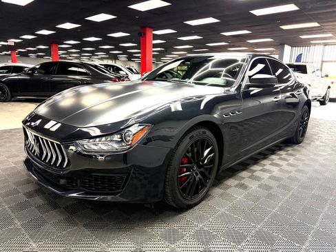 Used 2021 Maserati Ghibli S RWD image 7