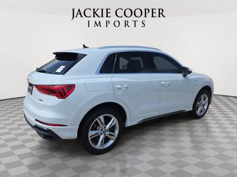 Used 2020 Audi Q3 2.0T Premium Plus w/ Premium Plus Package AWD/4WD image 5