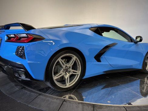 Used 2024 Chevrolet Corvette Stingray Premium Cpe w/ Z51 Performance Package RWD image 27