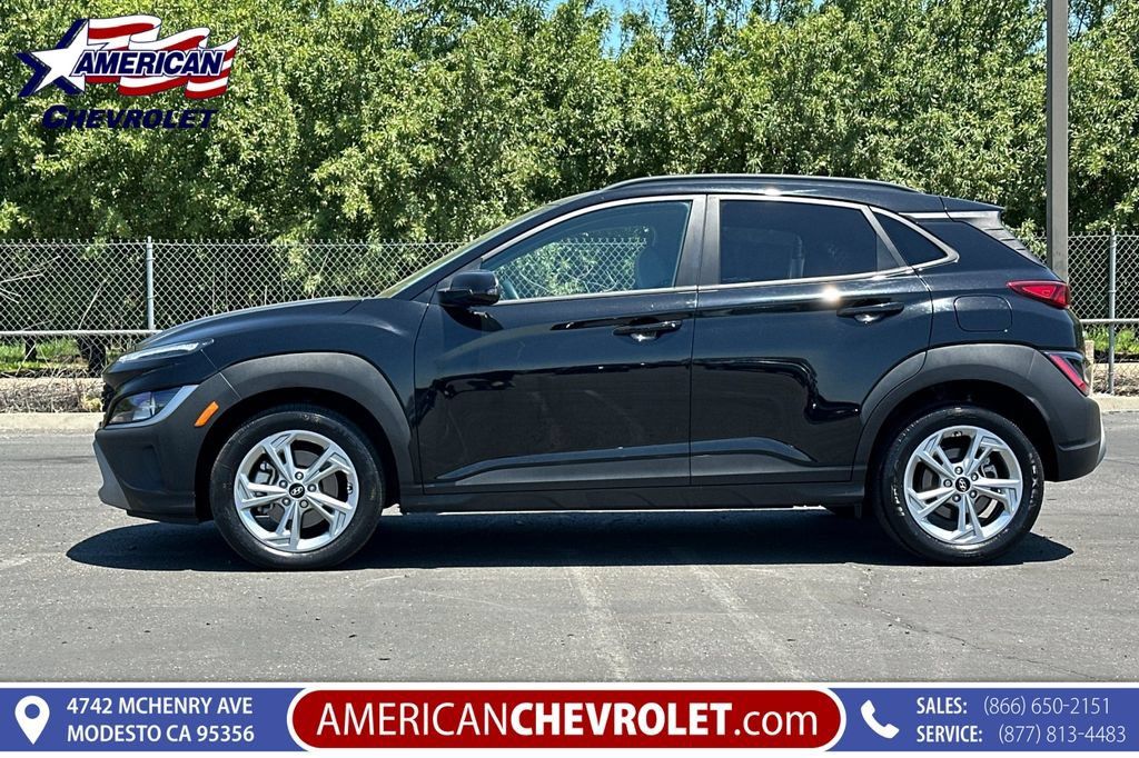 Used 2023 Hyundai Kona SEL w/ Cargo Package AWD/4WD image 7