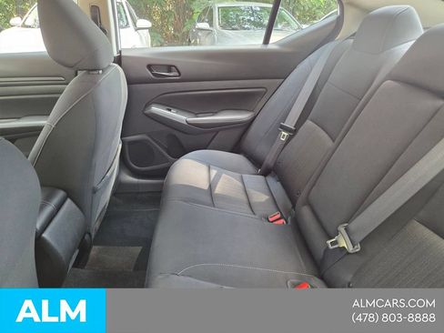 Used 2025 Nissan Altima 2.5 SV FWD image 30
